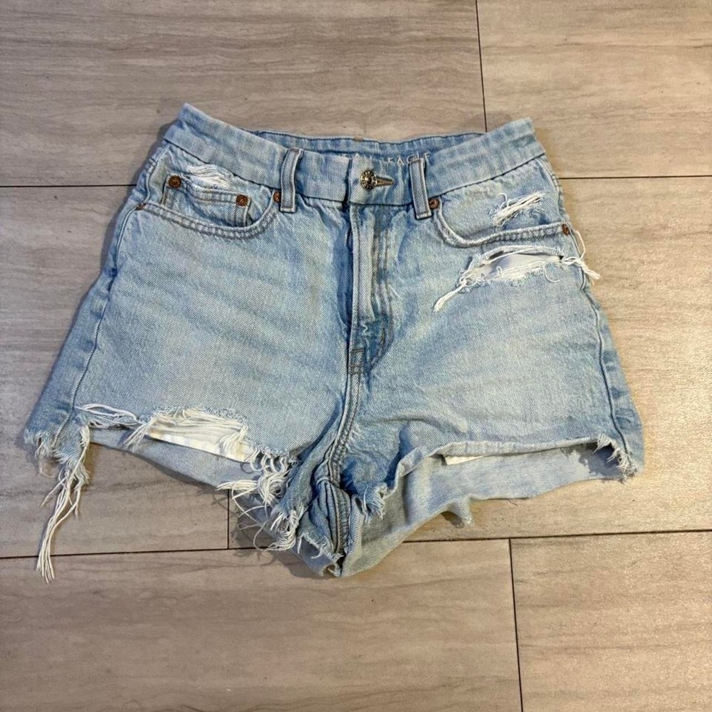 American Eagle Strigid Distressed Denim Shorts Blue Light Wash Womens 2